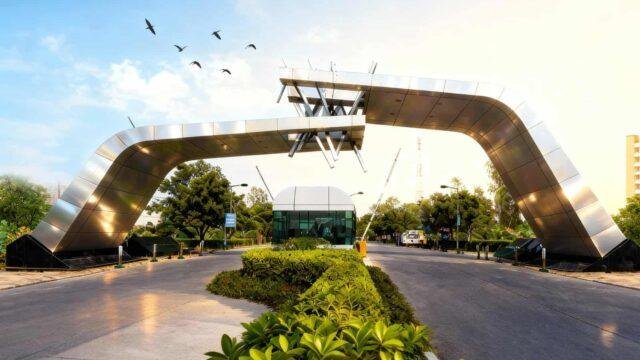 Vistara entrance front view